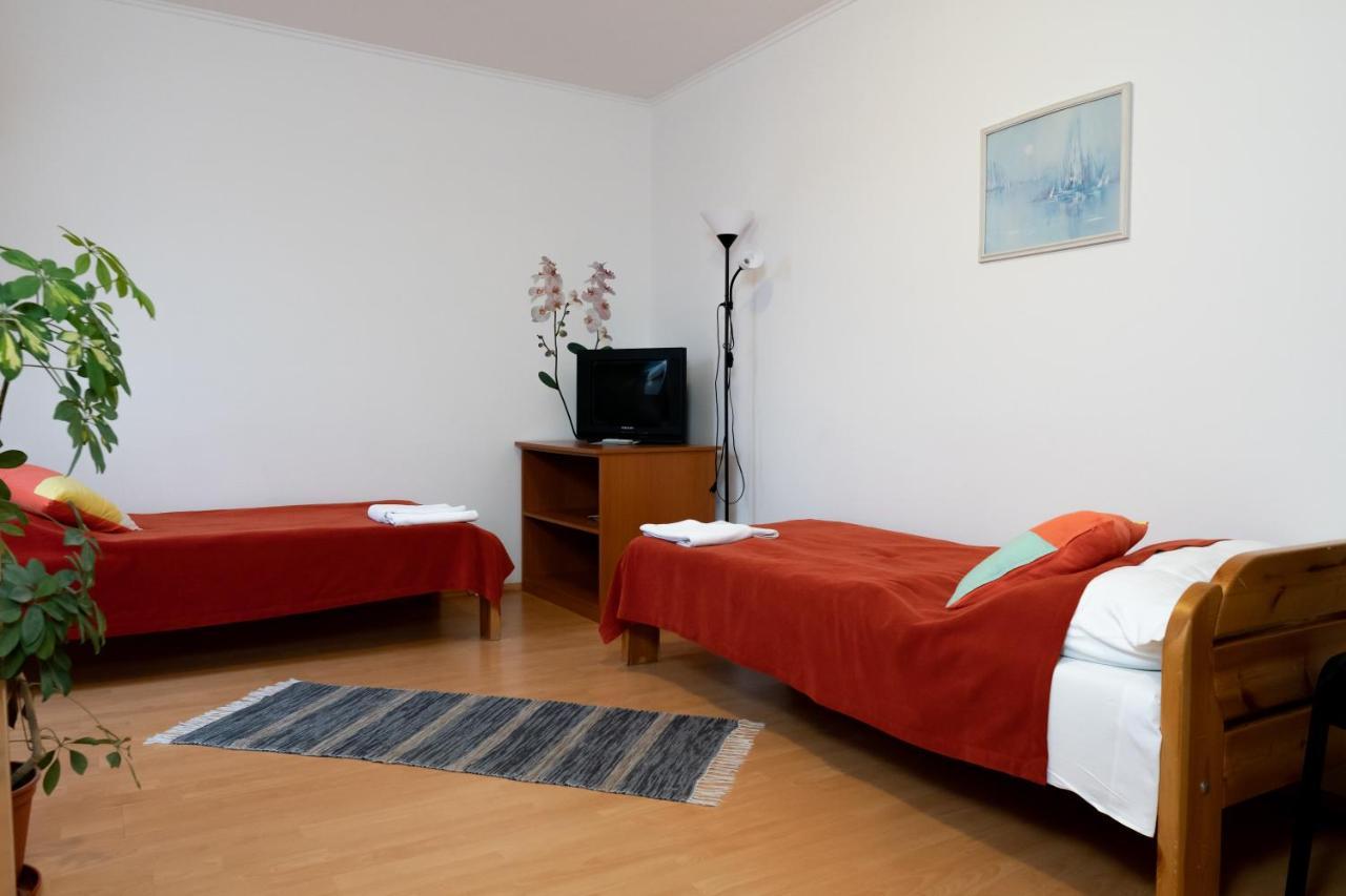 Liszt Apartman Pecs Exterior photo